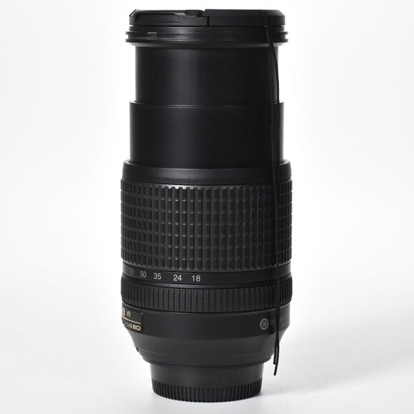 Nikon AF-S DX NIKKOR 18-140mm f/3.5-5.6G ED VR Zoom Telephoto Lens MINT - Picture 4 of 10